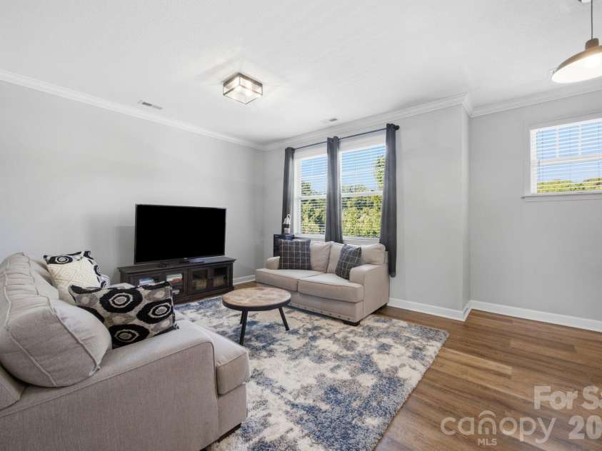 12604 Congregation Drive, Charlotte, NC 28278.  MLS# CAR4405985, YatesRealty ID 39434. 