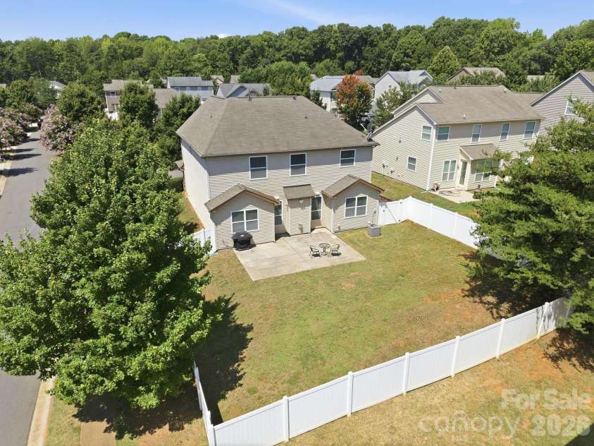 12604 Congregation Drive, Charlotte, NC 28278.  MLS# CAR4405985, YatesRealty ID 39434. 