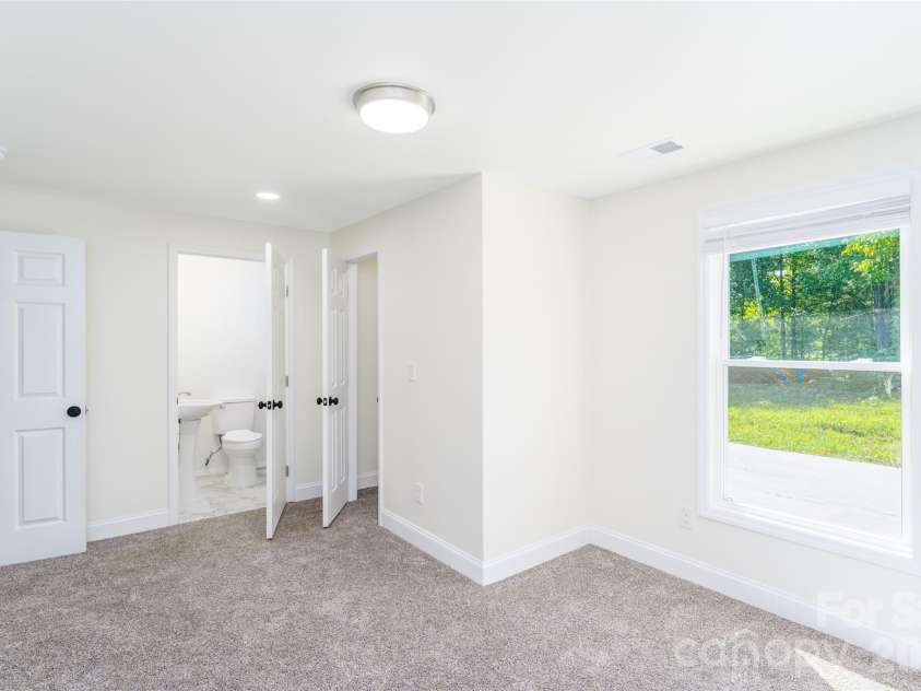 2136 NC 150 Highway, Lincolnton, NC 28092.  MLS# CAR4407025, YatesRealty ID 39435. 