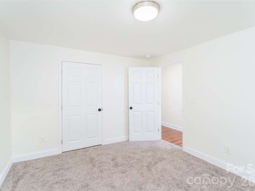 2136 NC 150 Highway, Lincolnton, NC 28092.  MLS# CAR4407025, YatesRealty ID 39435. 