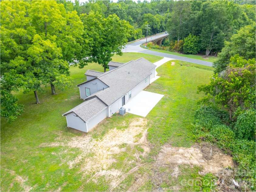 2136 NC 150 Highway, Lincolnton, NC 28092.  MLS# CAR4407025, YatesRealty ID 39435. 