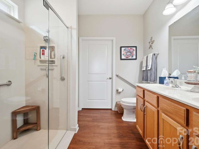 105 Kingston Drive, Mount Holly, NC 28120.  MLS# CAR4405515, YatesRealty ID 39437. 