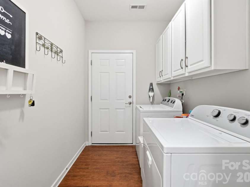 105 Kingston Drive, Mount Holly, NC 28120.  MLS# CAR4405515, YatesRealty ID 39437. 