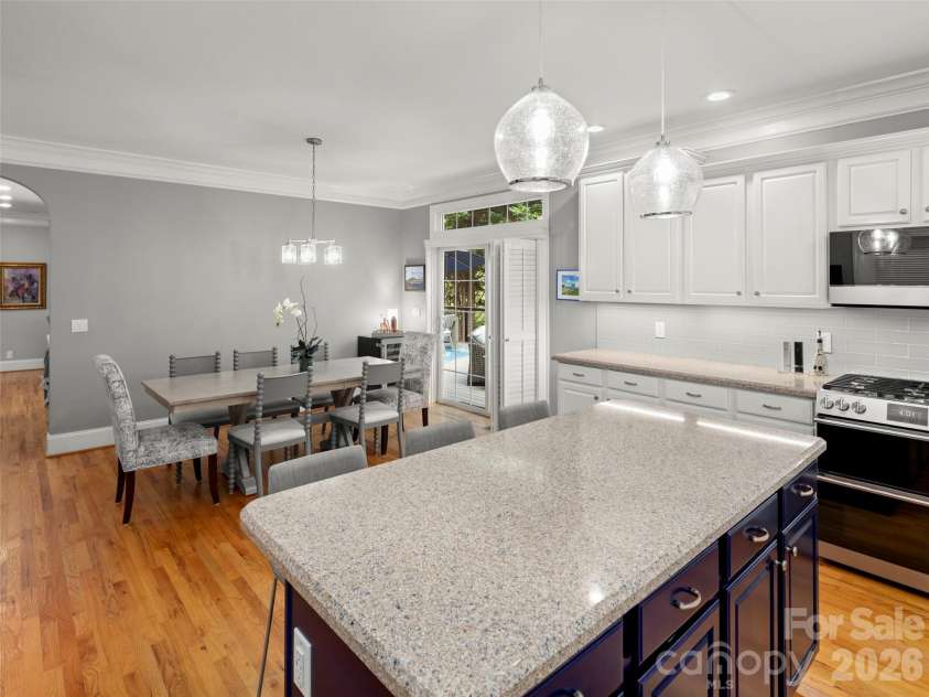 47 Drakes Meadow Lane, Arden, NC 28704.  MLS# CAR4382359, YatesRealty ID 39439. 