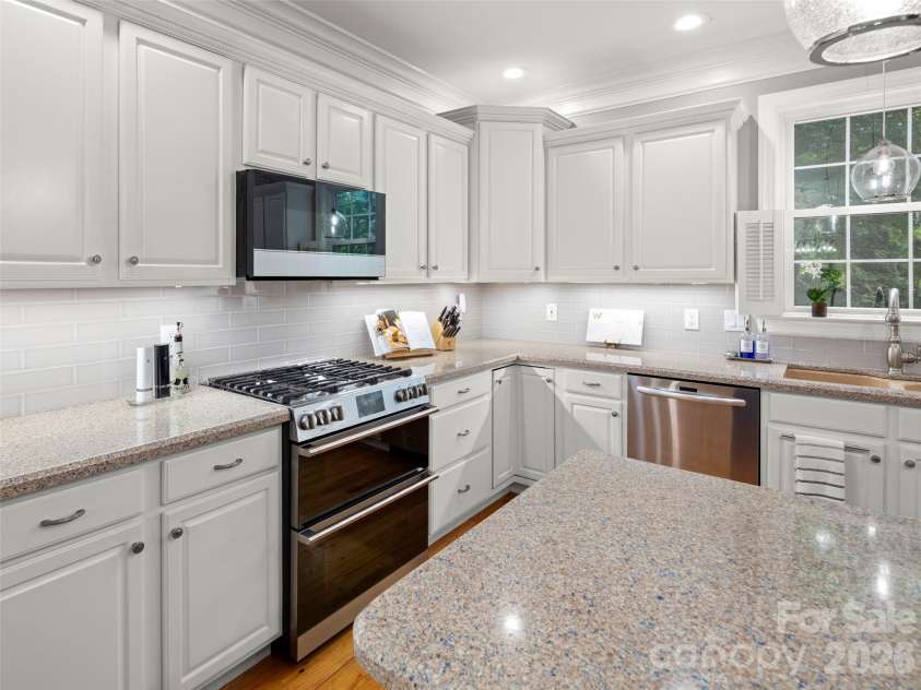 47 Drakes Meadow Lane, Arden, NC 28704.  MLS# CAR4382359, YatesRealty ID 39439. 