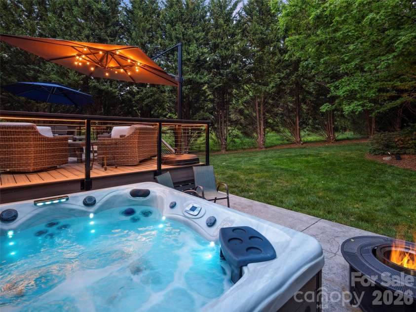 47 Drakes Meadow Lane, Arden, NC 28704.  MLS# CAR4382359, YatesRealty ID 39439. 