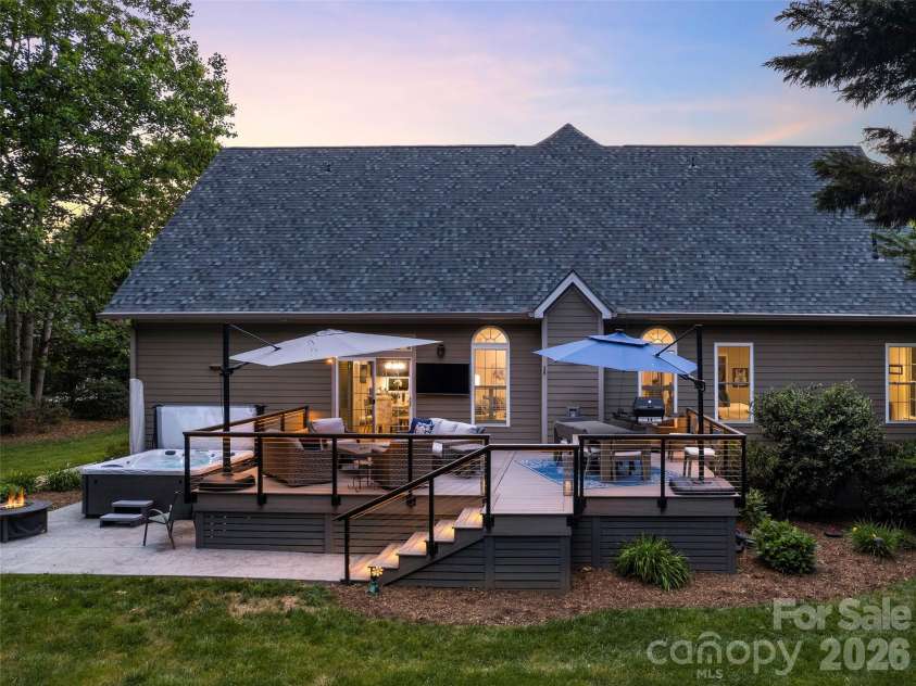 47 Drakes Meadow Lane, Arden, NC 28704.  MLS# CAR4382359, YatesRealty ID 39439. 