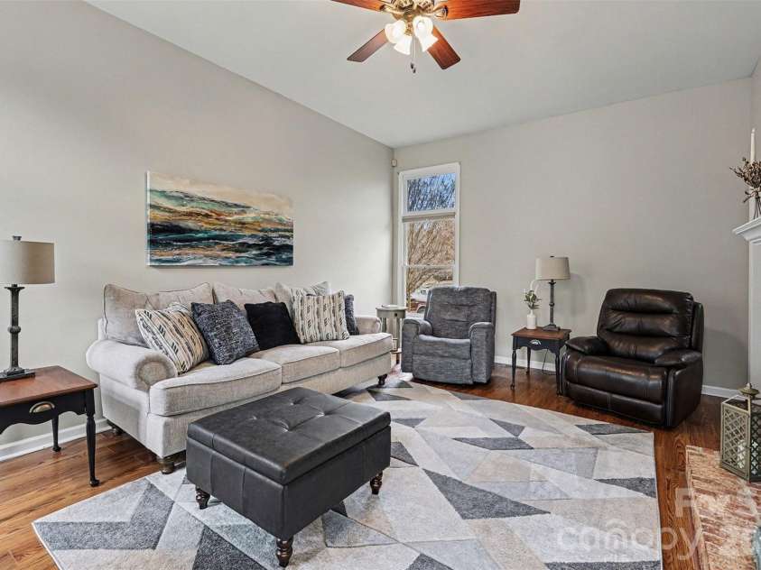 300 Kilmer Lane, Mooresville, NC 28115.  MLS# CAR4337931, YatesRealty ID 3944. 