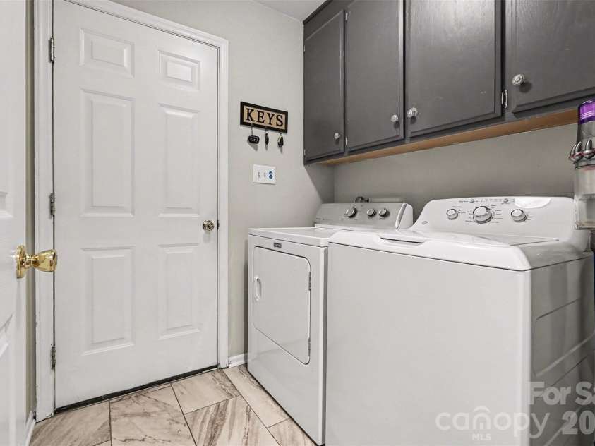 300 Kilmer Lane, Mooresville, NC 28115.  MLS# CAR4337931, YatesRealty ID 3944. 