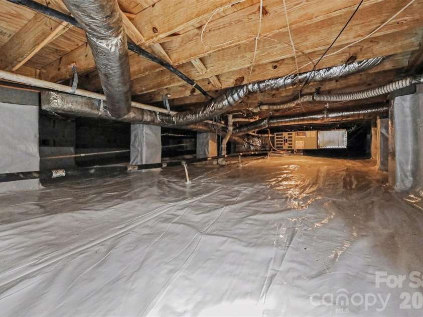 300 Kilmer Lane, Mooresville, NC 28115.  MLS# CAR4337931, YatesRealty ID 3944. 