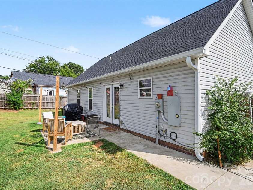 20 Wright Street, Rock Hill, SC 29730.  MLS# CAR4406823, YatesRealty ID 39440. 