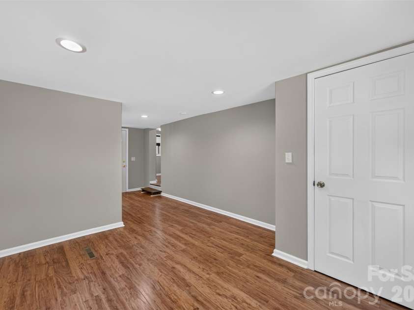 620 10th Street Boulevard, Hickory, NC 28601.  MLS# CAR4406989, YatesRealty ID 39441. Primary bedroom
