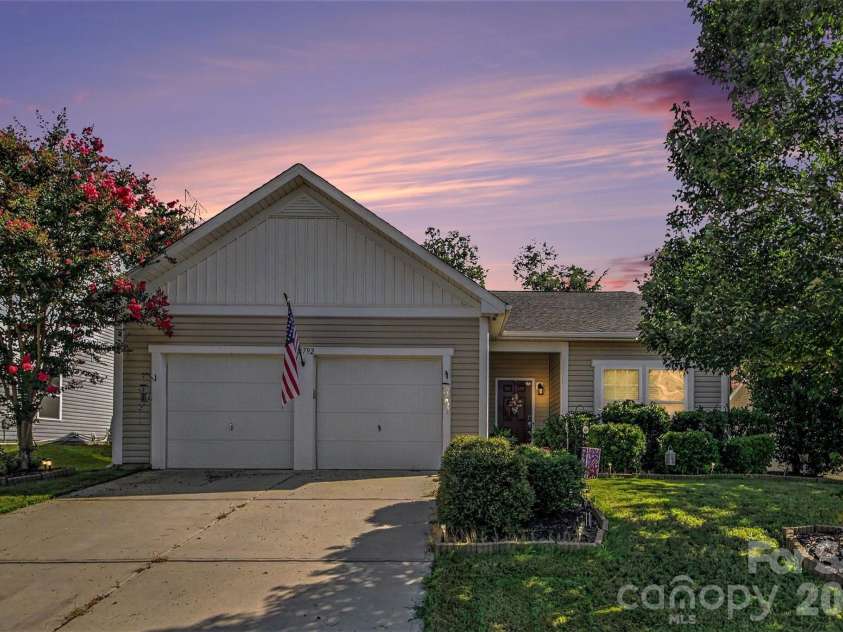 12792 Clydesdale Drive, Midland, NC 28107.  MLS# CAR4406872, YatesRealty ID 39442. 