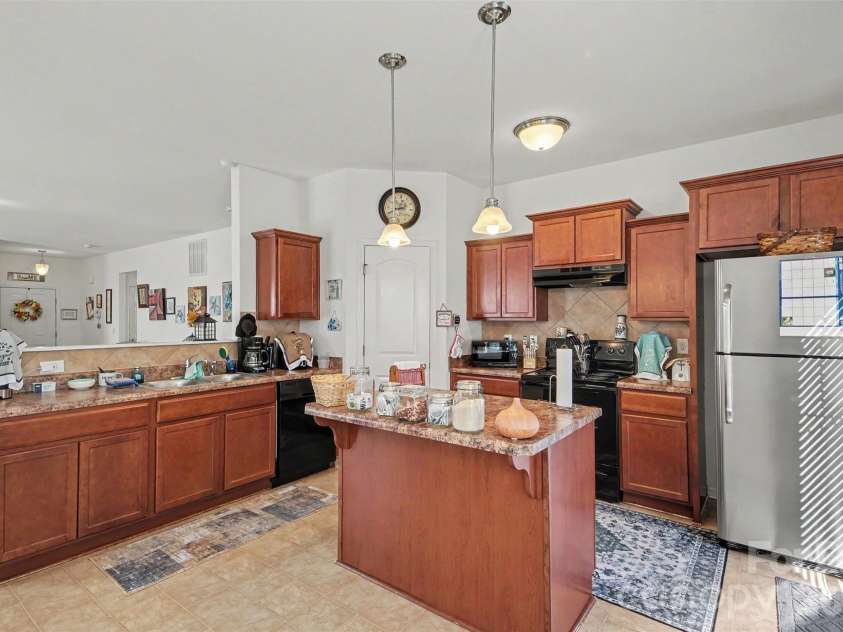 12792 Clydesdale Drive, Midland, NC 28107.  MLS# CAR4406872, YatesRealty ID 39442. 