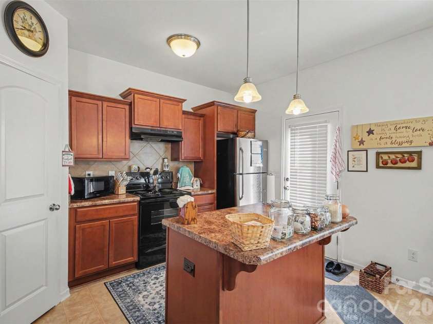 12792 Clydesdale Drive, Midland, NC 28107.  MLS# CAR4406872, YatesRealty ID 39442. 