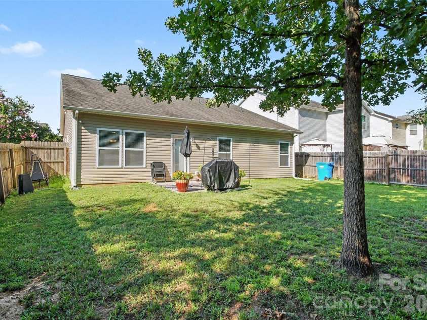 12792 Clydesdale Drive, Midland, NC 28107.  MLS# CAR4406872, YatesRealty ID 39442. 