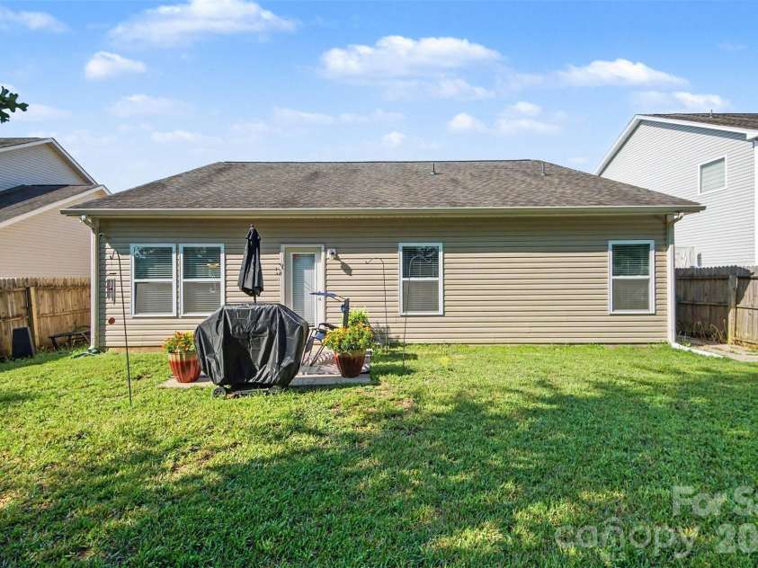 12792 Clydesdale Drive, Midland, NC 28107.  MLS# CAR4406872, YatesRealty ID 39442. 