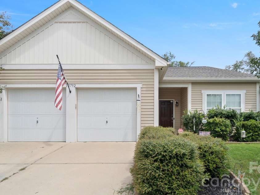 12792 Clydesdale Drive, Midland, NC 28107.  MLS# CAR4418814, YatesRealty ID 39442. 