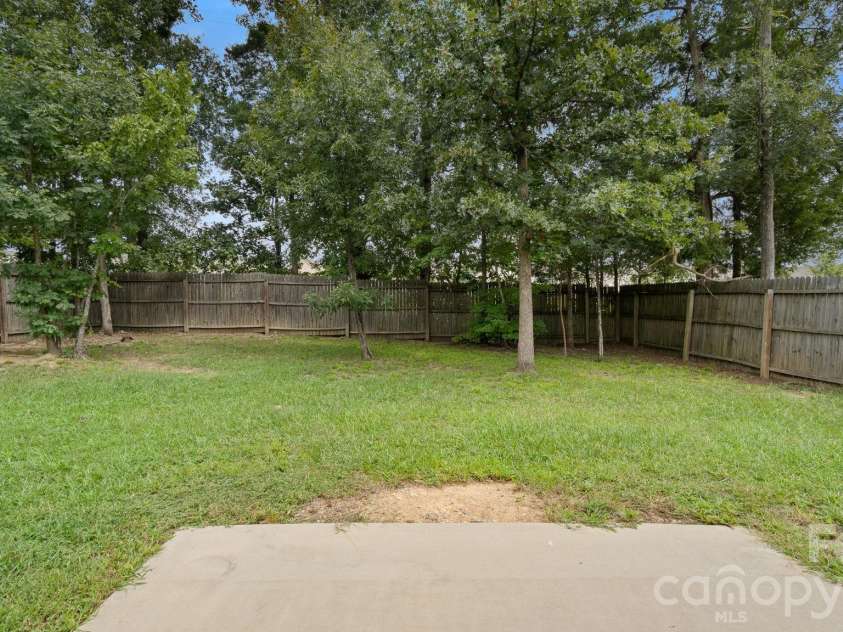 12792 Clydesdale Drive, Midland, NC 28107.  MLS# CAR4418814, YatesRealty ID 39442. 