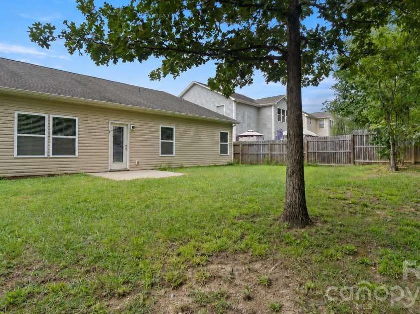 12792 Clydesdale Drive, Midland, NC 28107.  MLS# CAR4418814, YatesRealty ID 39442. 