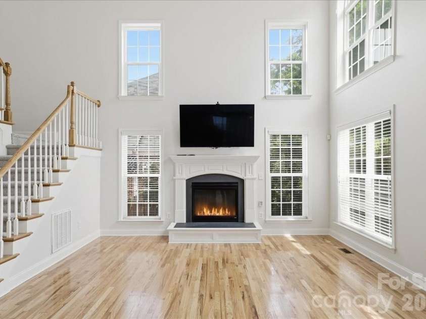 6055 Latta Springs Circle, Huntersville, NC 28078.  MLS# CAR4405877, YatesRealty ID 39443. 