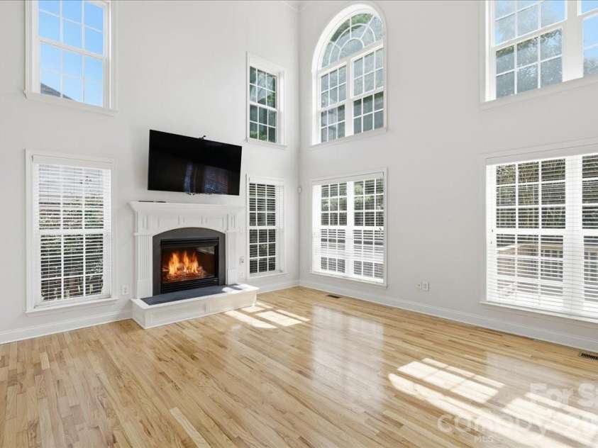 6055 Latta Springs Circle, Huntersville, NC 28078.  MLS# CAR4405877, YatesRealty ID 39443. 