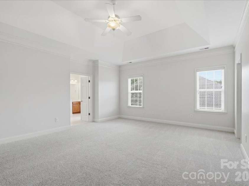 6055 Latta Springs Circle, Huntersville, NC 28078.  MLS# CAR4405877, YatesRealty ID 39443. 