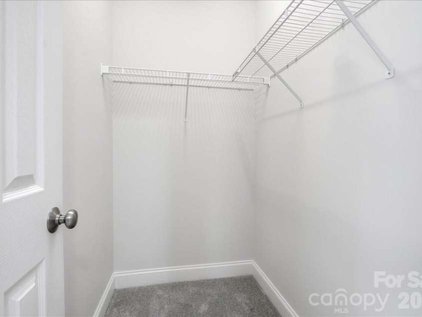 6055 Latta Springs Circle, Huntersville, NC 28078.  MLS# CAR4405877, YatesRealty ID 39443. 