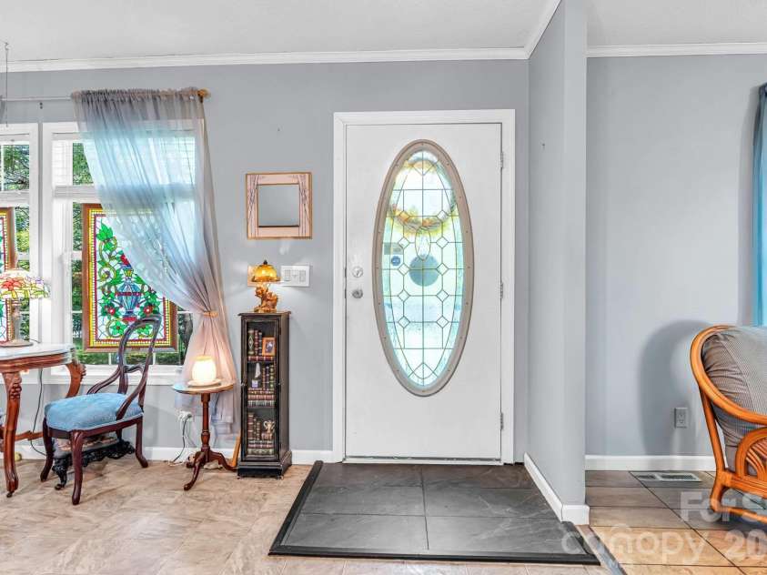 515 Wafford Road, Lexington, NC 27292.  MLS# CAR4407039, YatesRealty ID 39444. 