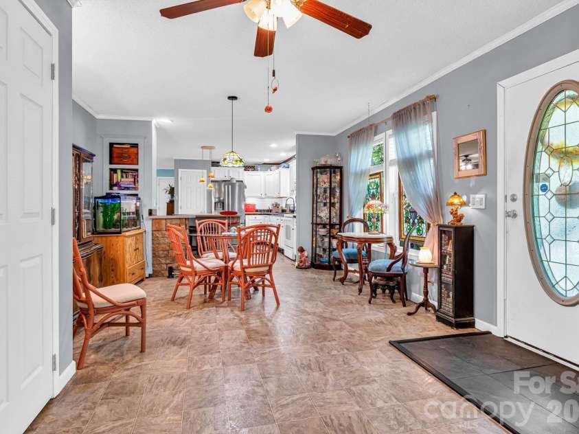 515 Wafford Road, Lexington, NC 27292.  MLS# CAR4407039, YatesRealty ID 39444. 