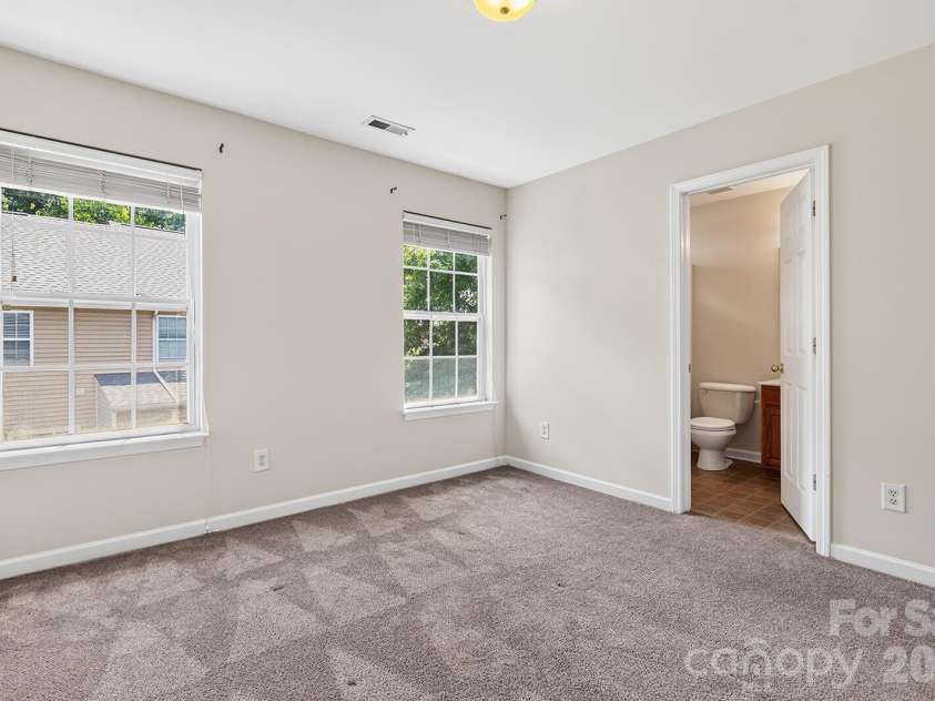 8618 Twined Creek Lane, Charlotte, NC 28227.  MLS# CAR4406032, YatesRealty ID 39445. 