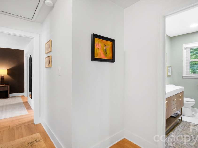 1634 Lumarka Drive, Charlotte, NC 28212.  MLS# CAR4387131, YatesRealty ID 39446. 