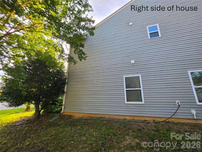 241 Ashcake Court, York, SC 29745.  MLS# CAR4398530, YatesRealty ID 39448. 