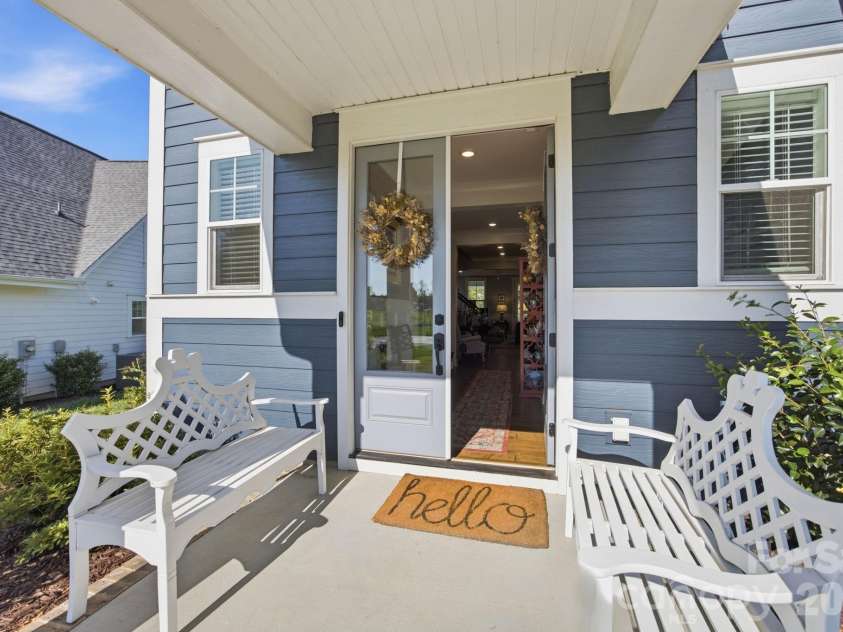 104 Sisters Cove Court, Mooresville, NC 28117.  MLS# CAR4398589, YatesRealty ID 39449. 