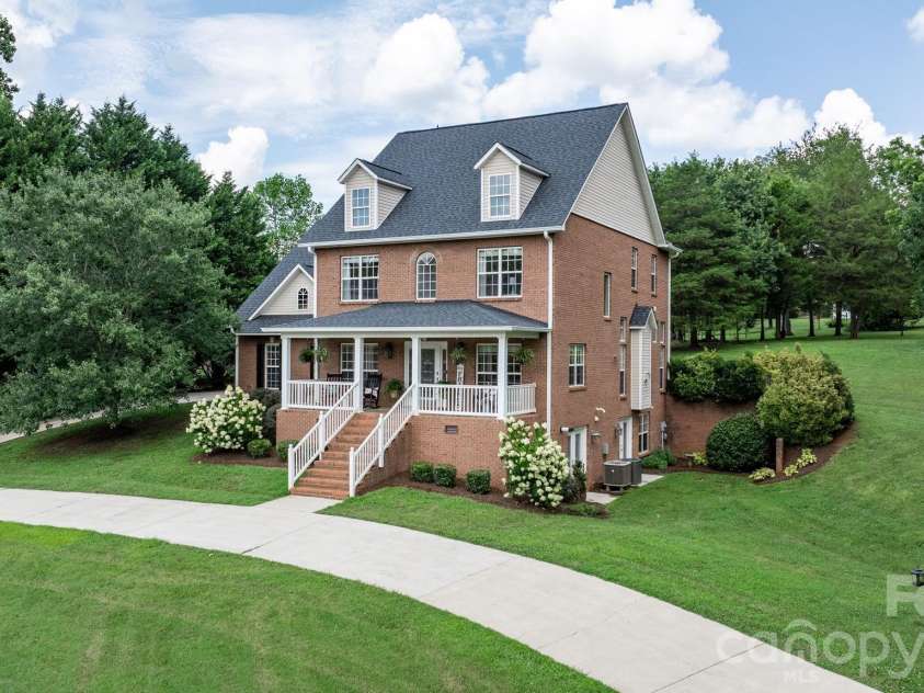 1221 Willow Creek Drive, Newton, NC 28658.  MLS# CAR4345210, YatesRealty ID 3945. 