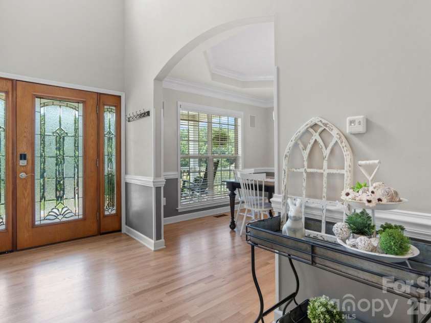 1221 Willow Creek Drive, Newton, NC 28658.  MLS# CAR4345210, YatesRealty ID 3945. 