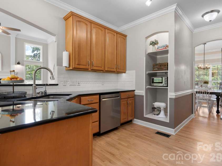 1221 Willow Creek Drive, Newton, NC 28658.  MLS# CAR4345210, YatesRealty ID 3945. 