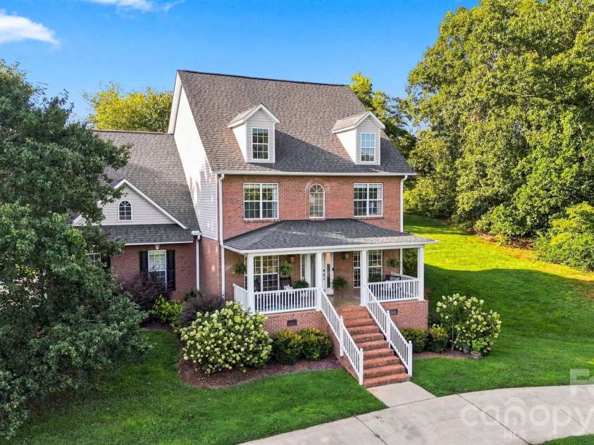 1221 Willow Creek Drive, Newton, NC 28658.  MLS# CAR4419040, YatesRealty ID 3945. 