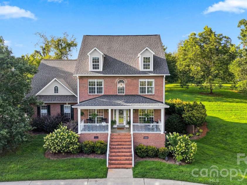 1221 Willow Creek Drive, Newton, NC 28658.  MLS# CAR4419040, YatesRealty ID 3945. 