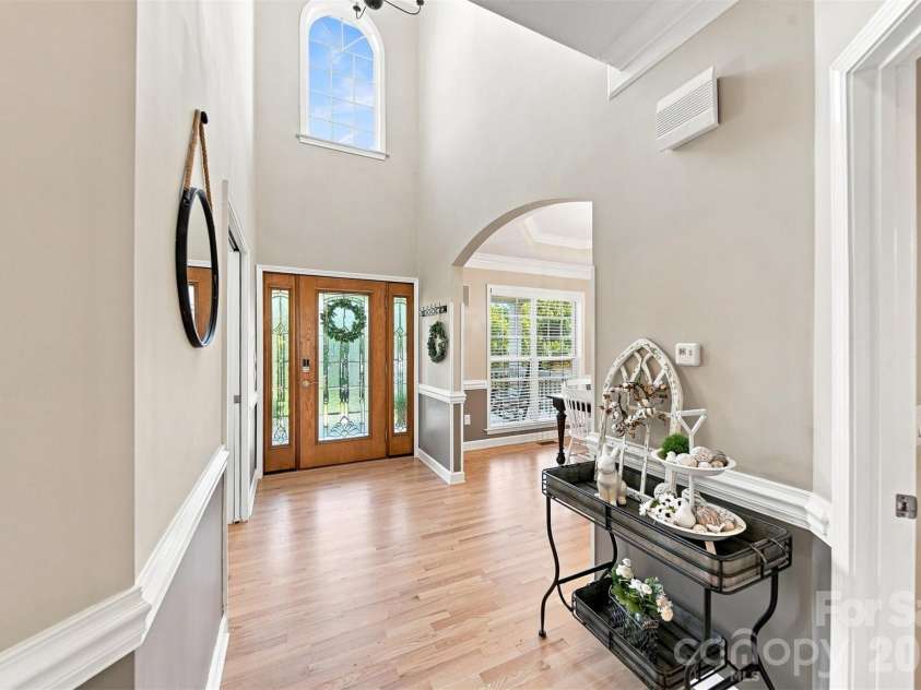 1221 Willow Creek Drive, Newton, NC 28658.  MLS# CAR4419040, YatesRealty ID 3945. 