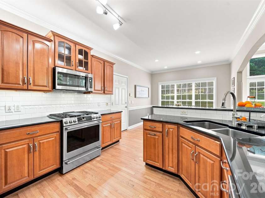 1221 Willow Creek Drive, Newton, NC 28658.  MLS# CAR4419040, YatesRealty ID 3945. 
