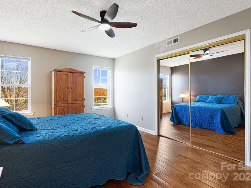 4603 Breakers Lane, Asheville, NC 28806.  MLS# CAR4241235, YatesRealty ID 3945. 