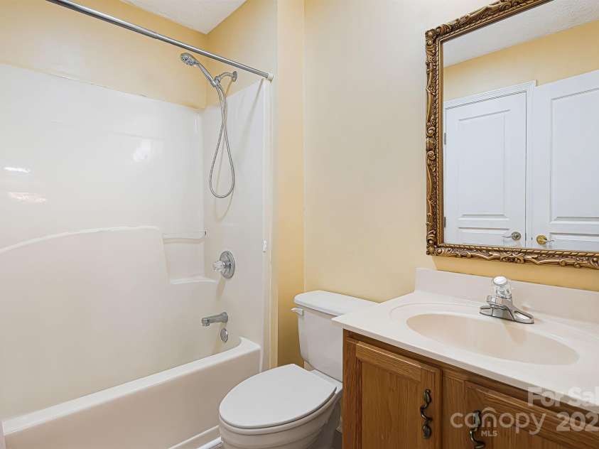 4603 Breakers Lane, Asheville, NC 28806.  MLS# CAR4241235, YatesRealty ID 3945. 