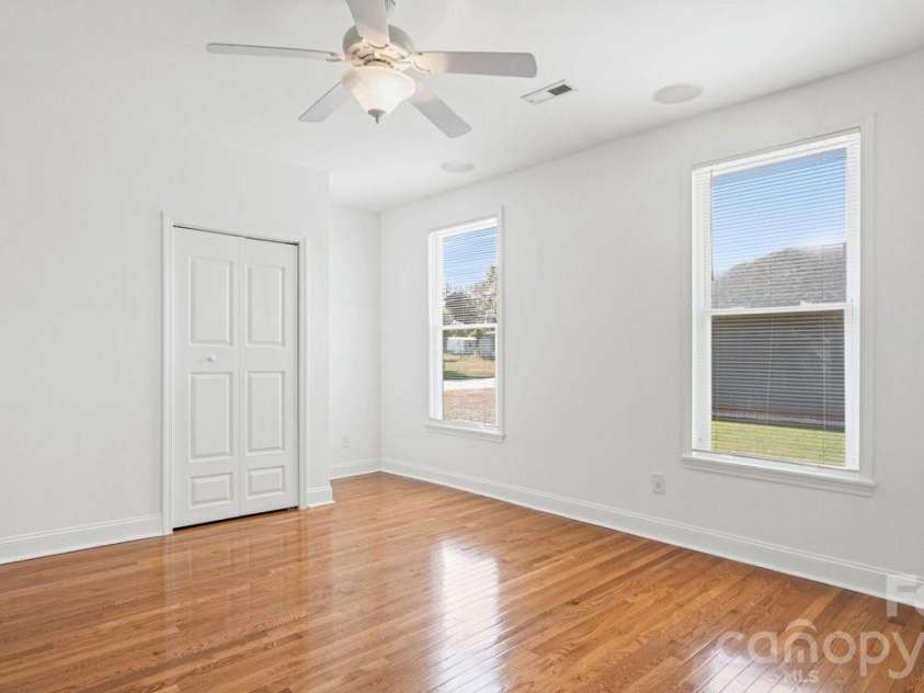 109 Globe Street, Mount Holly, NC 28120.  MLS# CAR4388985, YatesRealty ID 39451. 