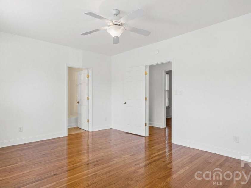 109 Globe Street, Mount Holly, NC 28120.  MLS# CAR4388985, YatesRealty ID 39451. 