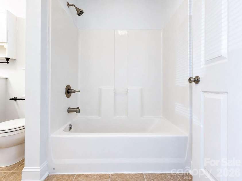 109 Globe Street, Mount Holly, NC 28120.  MLS# CAR4388985, YatesRealty ID 39451. 