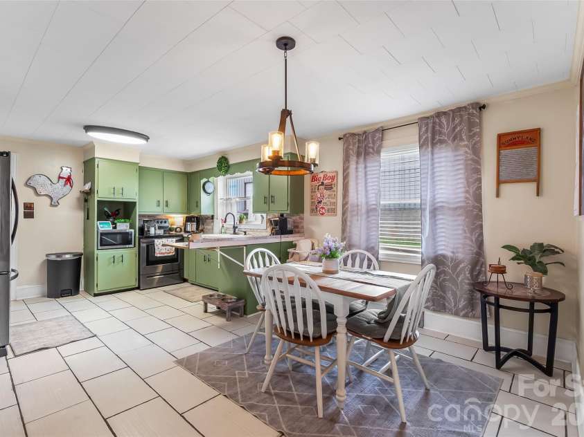 691 Central Street, Hudson, NC 28638.  MLS# CAR4407003, YatesRealty ID 39453. 