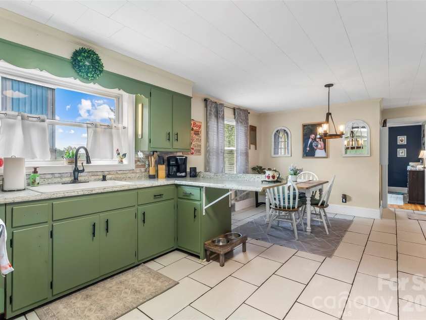 691 Central Street, Hudson, NC 28638.  MLS# CAR4407003, YatesRealty ID 39453. 