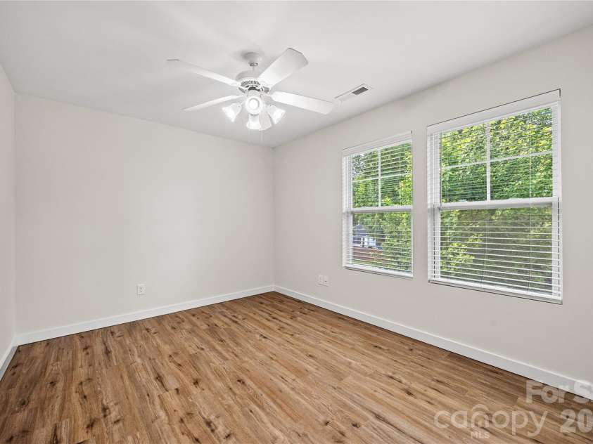 105 Beam Drive, Mooresville, NC 28115.  MLS# CAR4404578, YatesRealty ID 39454. 3rd Bedroom