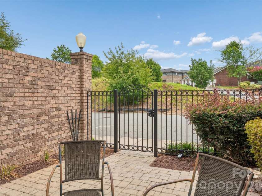 397 Dumbarton Street, Concord, NC 28027.  MLS# CAR4405398, YatesRealty ID 39457. 